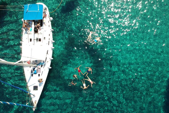 Round of Milos and Poliegos Sailing boat snorkelling cruise - A small-group catamaran that prioritizes water time in Milos