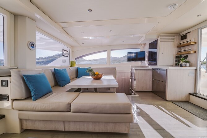 Royal Charters: The Premier Yacht Charter in Costa Rica - Choosing your day: morning, sunset, or full-day cruising