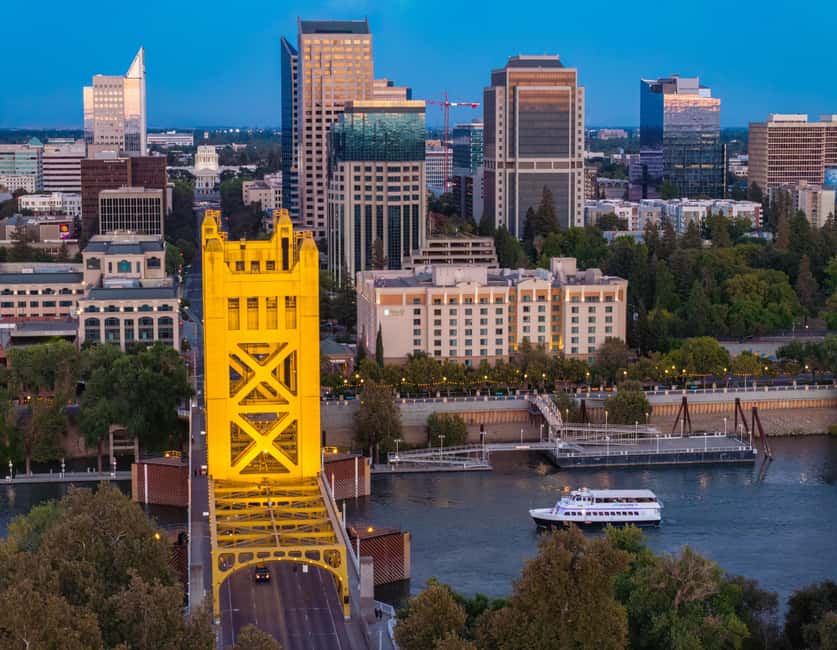 Sacramento: City Cruises Rock The Yacht River Cruise - Price and Value: Is $48 Worth It?