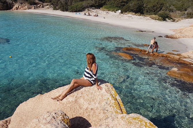 Sailboat tour from PALAU to the Maddalena Archipelago. - The boat experience: small crew sailing, space to move, and safety first