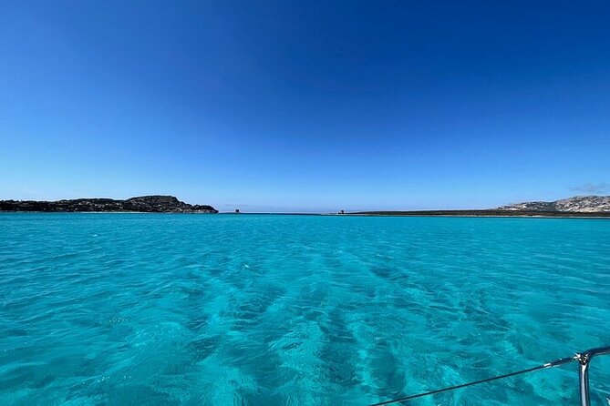 Sailing boat tour in the Maddalena Archipelago - Your day at sea: what this Maddalena sail actually feels like