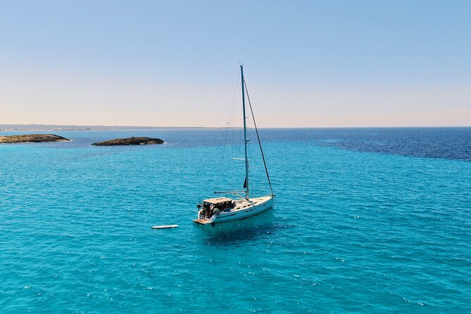 Sailing Cruise in Maddalena Archipelago from Maddalena - Stop 2: Spiaggia Rosa on Budelli (Isola Budelli) and Dinghy Access