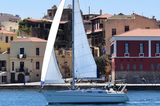 Sailing Cruises Chania - First impressions at the Akti Enoseos dock