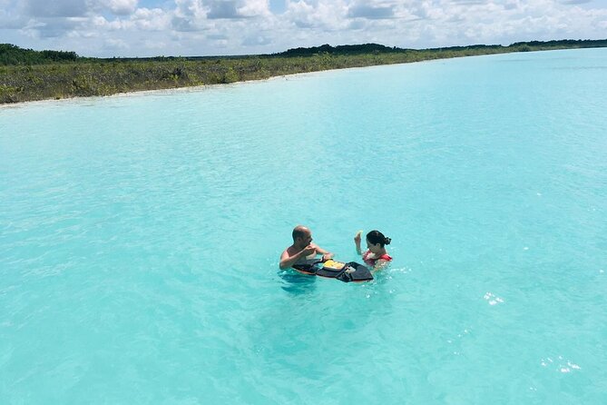 Sailing Tour through the Laguna de los Siete Colores - Brunch onboard, plus beers and fruit: where the value really shows