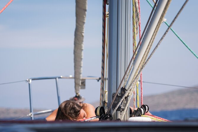 Sailing Trip to Dia Island - All Inclusive - Gear You Get (and Gear You Must Bring): Towels, Swimsuits, and Sun Care