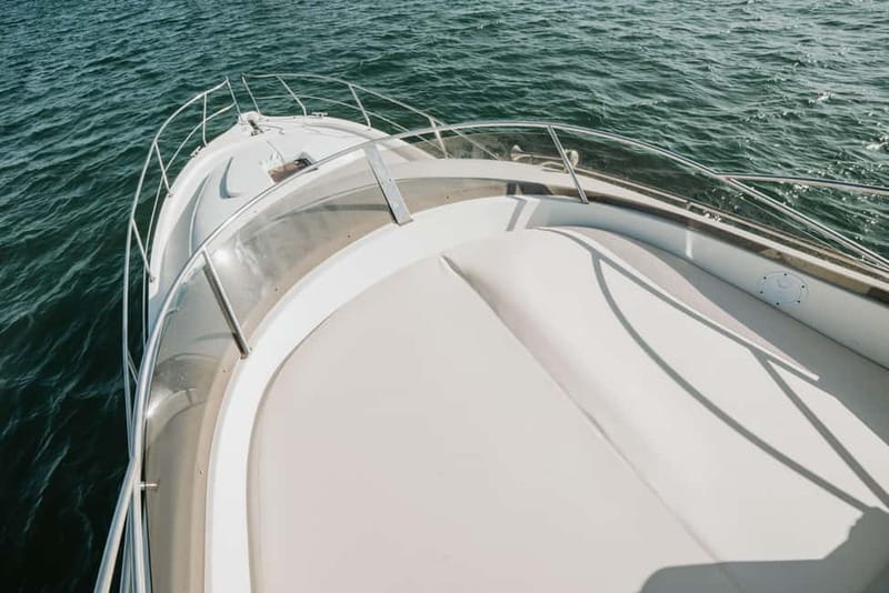 Sailing with sunset and swim in the sea - Cava time: included drinks and the relaxed onboard vibe