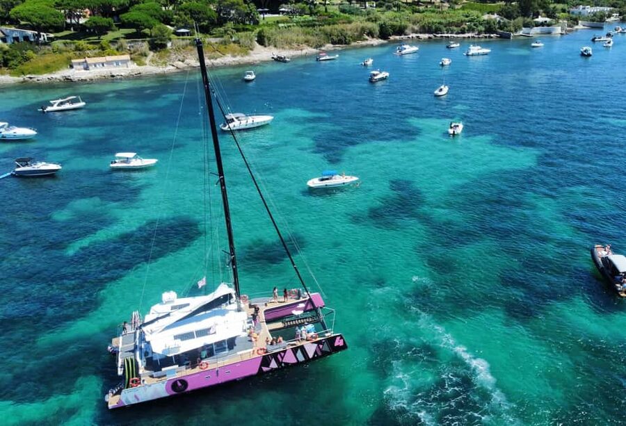Saint Tropez: Evening Catamaran Party with Welcome Drink - Key things that make this catamaran party worth it