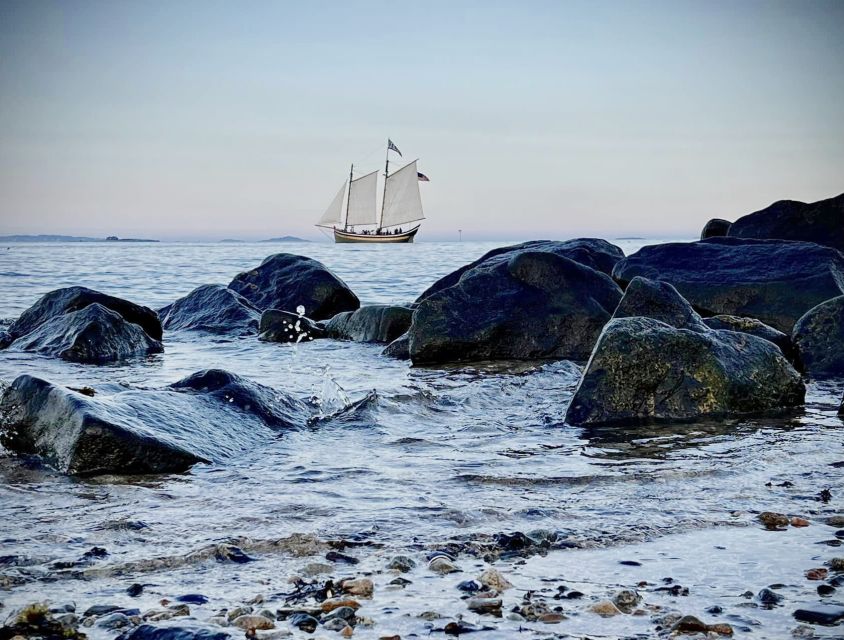 Salem: Historic Schooner Sailing Cruise - Meeting the crew: the difference between helpful and hands-on