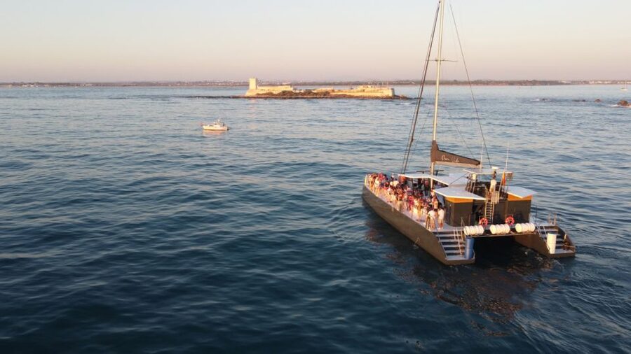 Sancti Petri: Sunset Catamaran Cruise - The Included Drink, Plus a Bar for Extras