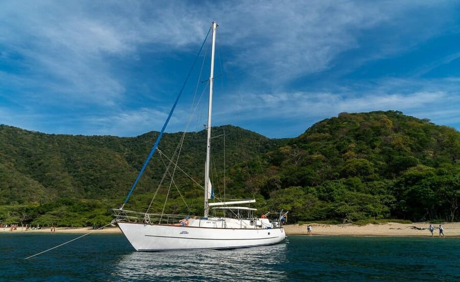 Santa Marta: Sailing Tour to Tayrona Park with Luis' Team - What You Can Do on the Day (and What You Might Want to Bring)