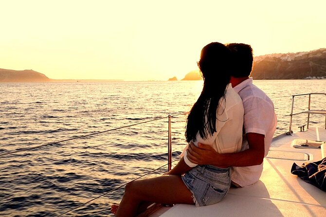 Santorini Catamaran Cruise with Greek Meal, Open-Bar and Sunset - The Volcano and Hot Springs Stop: Warm Water With a Short Schedule