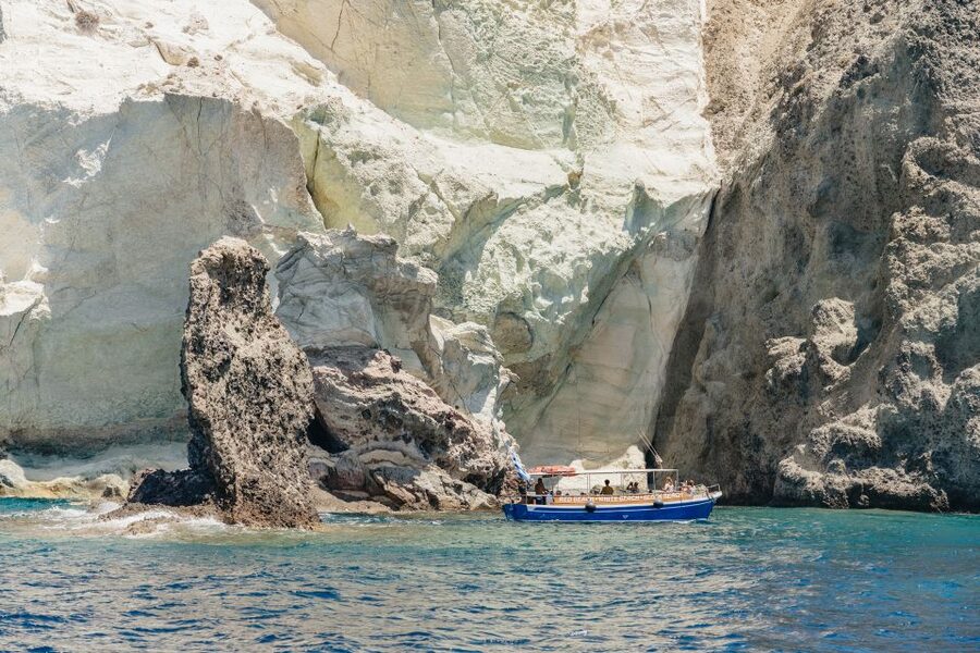 Santorini: Catamaran Tour with BBQ Dinner, Drinks, and Music - BBQ Dinner and Unlimited Drinks: When the Cruise Turns Social