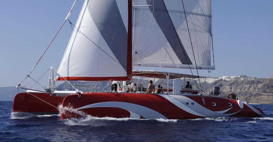 Santorini: Dream Catcher 5-hour Sailing Trip in the Caldera - Akrotiri, Red and White Beaches, then Indian Head: the scenic relay