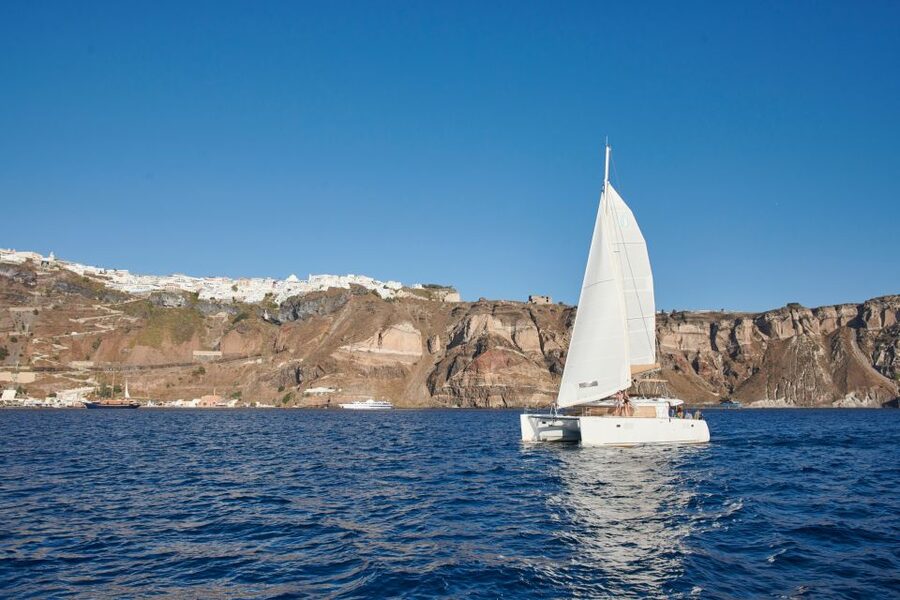 Santorini Gold Catamaran Cruise with Snorkel, BBQ & Open Bar - Mesa Pigadia Beach and the BBQ lunch moment