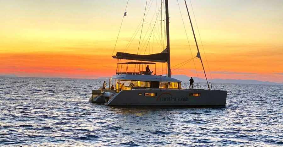 Santorini: Luxurious Catamaran Cruise with Meal & Open Bar - Key highlights you’ll actually care about