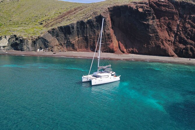 Santorini: Luxury Catamaran Cruise with Fresh Fish BBQ & Drinks - Tips to Prevent the One Big Problem: End-of-Tour Rush
