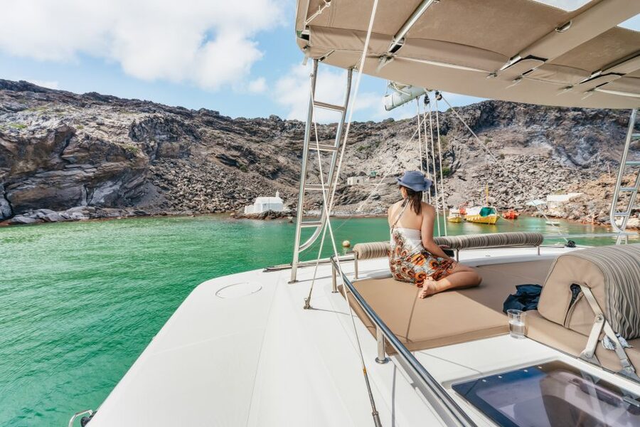 Santorini: Luxury Catamaran Day Trip with Meal and Open Bar - Weather and Sea Conditions: How It Can Change (and Still Stay Good)