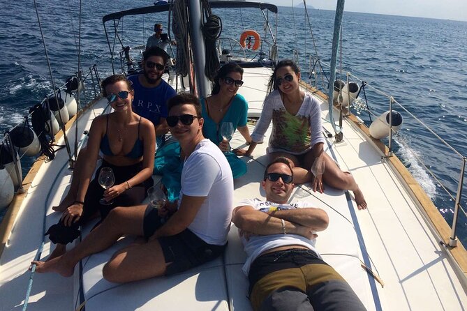 Santorini Private Daytime Sailing Cruise with Meal, Drinks &Transfer included - Captain narration and crew tone: the difference between seeing and understanding