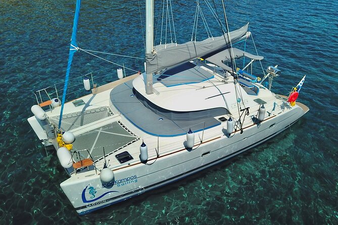 Santorini: Standard Small-Group Catamaran Cruise with Food/Drinks - Nea Kameni hot springs: where the water meets the volcano