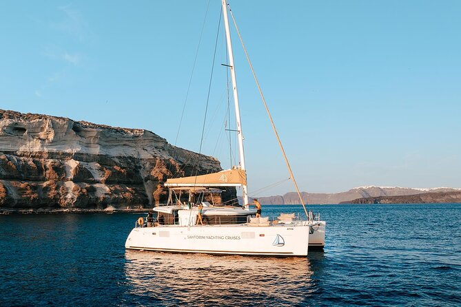 Santorini Sunset Sailing Cruise: Dinner, BBQ, Open Bar, Transfers - Group Size and Pacing: A More Manageable 5 Hours
