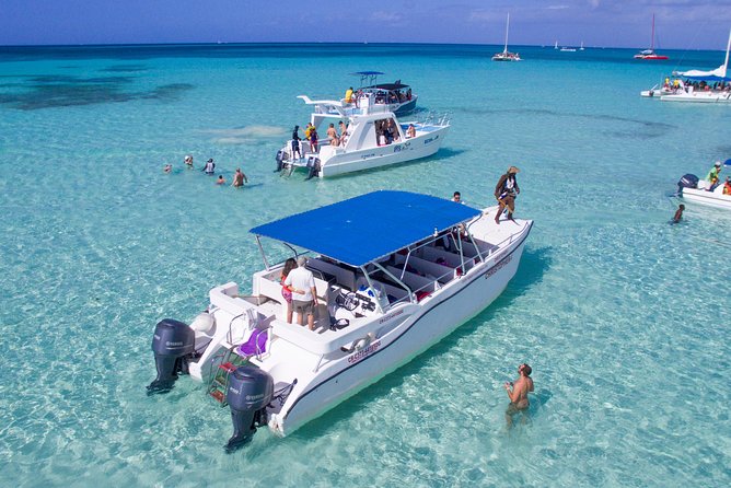 Saona Island Excursion by Catamaran and Speedboat - BBQ buffet lunch and the open bar: what’s included (and what to watch)