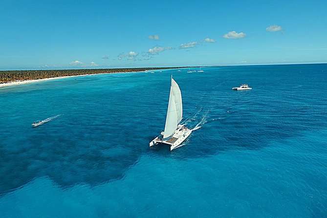 Saona Island small group and relax - luxury catamaran - Key things that make this Saona catamaran feel special