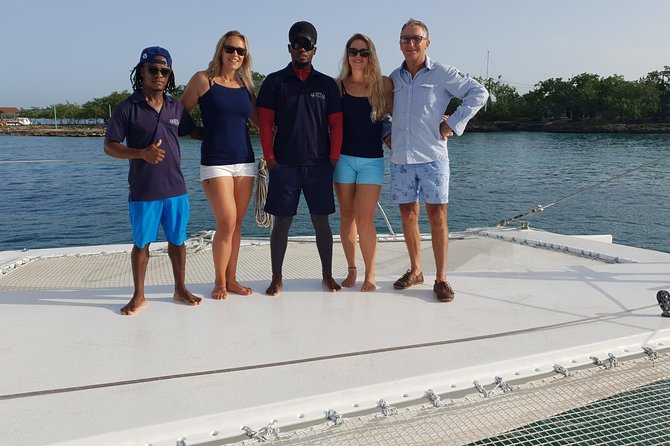 Saona Island small group and relax - luxury catamaran - Lunch on the boat: why this matters more than you think