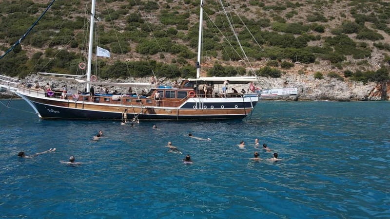 Saranda: Discover Secret Bays with Prince Ennio Yacht Tour - Stop 2: Kakome Beach, a quieter bay for hanging out