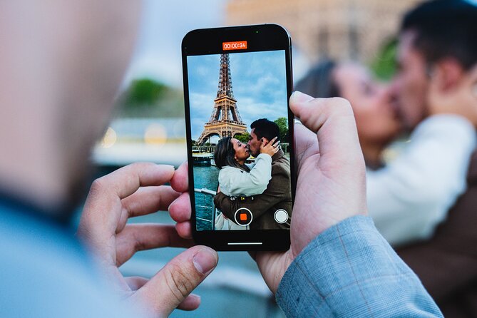 Seine River Dinner Cruise with Live Singer by VIP Yacht de Paris - The 3-Course Dinner and Drink Options: Where the Value Comes From