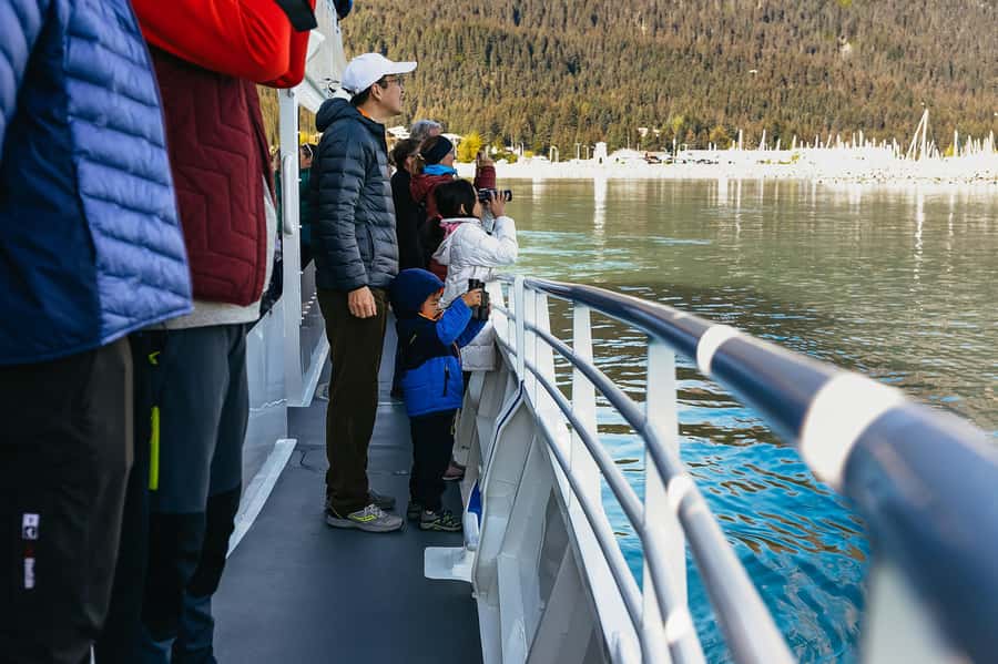 Seward: Kenai Fjords National Park Catamaran Cruise w/Lunch - The lunch situation: deli sandwiches that actually keep you going