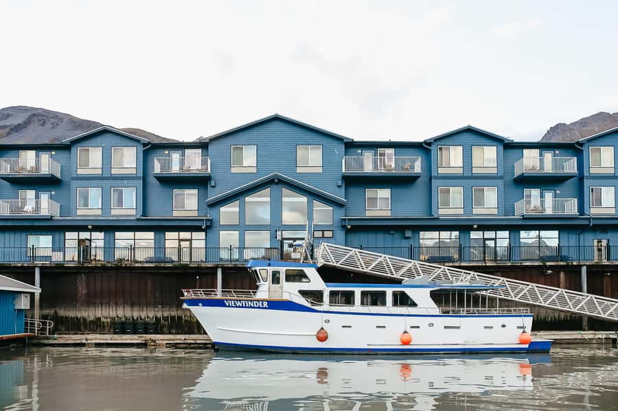 Seward: Kenai Fjords National Park Catamaran Cruise w/Lunch - What to wear and bring when the deck turns cold