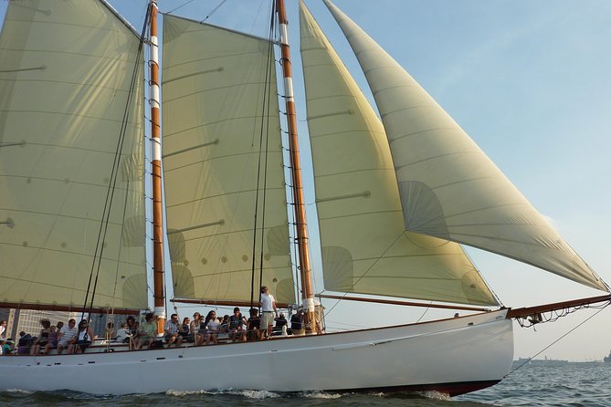 Sightseeing Day Sail around Boston Harbor - Crew Q&A and the sailing-rig show you don’t get elsewhere