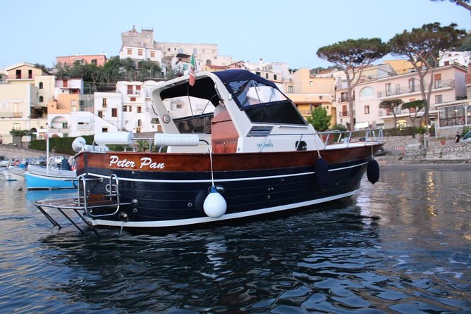 Small-group Positano Capri - Faraglioni and Natural Arch: Capri’s Signature Rock Geometry