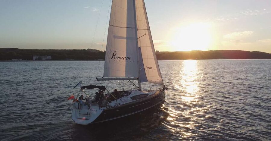 Sopot: Sunset Yacht Cruise with Welcome Drink - Getting to the Marina: Where the Cruise Starts