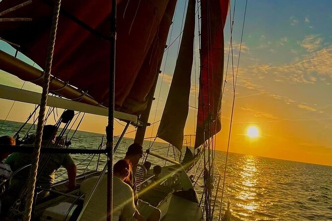 Suncoast Sailing's Sunset Sailing Experience! - A Romantic 2.5 Hours on Treasure Island Water