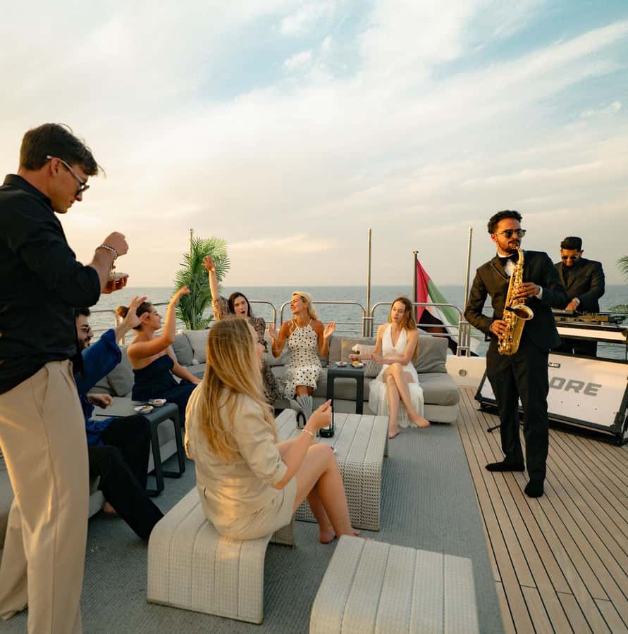 Sunseeker Superyacht: VIP Dinner, Premium Drinks& Live Music - The pool swim stop (day tour): a cool break at sea