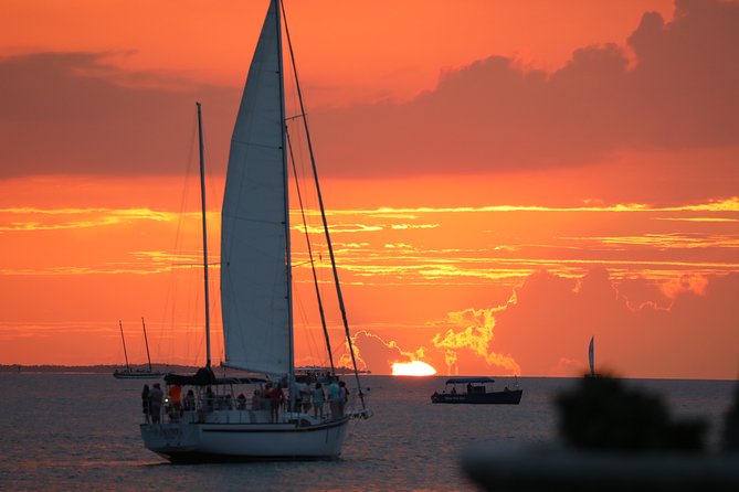 Sunset Sail in Key West with Beverages Included - The Drinks Included: What “Beverages Included” Really Means