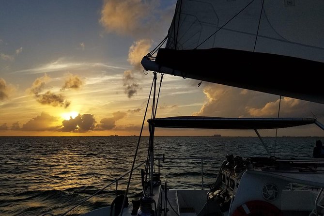 Sunset Sail in Miami: Complimentary Champagne Toast - Price vs value at $99: what you get for the money
