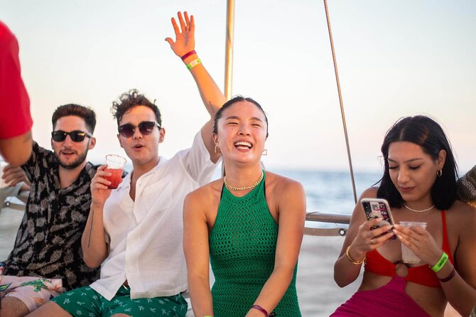 Sunset Sail Party Cruise on the Pez Gato - Why This Cabo Sunset Party Works on the Pez Gato