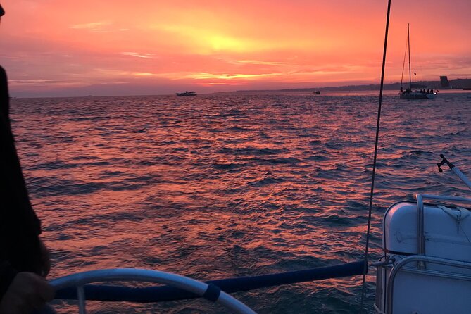 Sunset sailboat tour in Lisbon with green wine - Key things I’d circle before you book