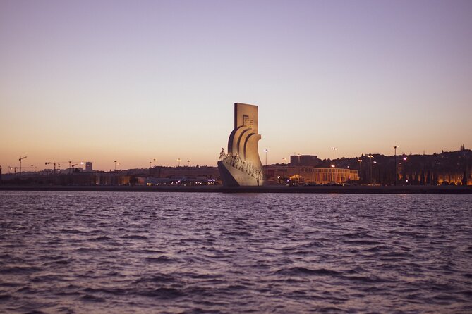 Sunset sailboat tour in Lisbon with green wine - Padrão dos Descobrimentos: a moving view of Portugal’s era