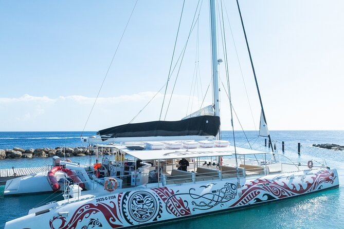 Sunset Sailing Cruise with premium drinks and bites - Getting on board at MOOD Beach Curacao (and why timing matters)