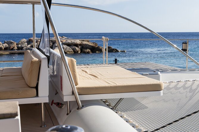 Sunset Sailing Cruise with premium drinks and bites - When sailing turns into motoring (and what that means for your expectations)
