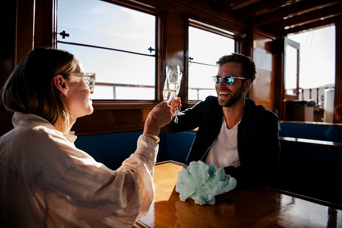 Sunset Sailing in Barcelona & Live Music by Aperol - Onboard Bar, Drinks, and the Real Music Expectations
