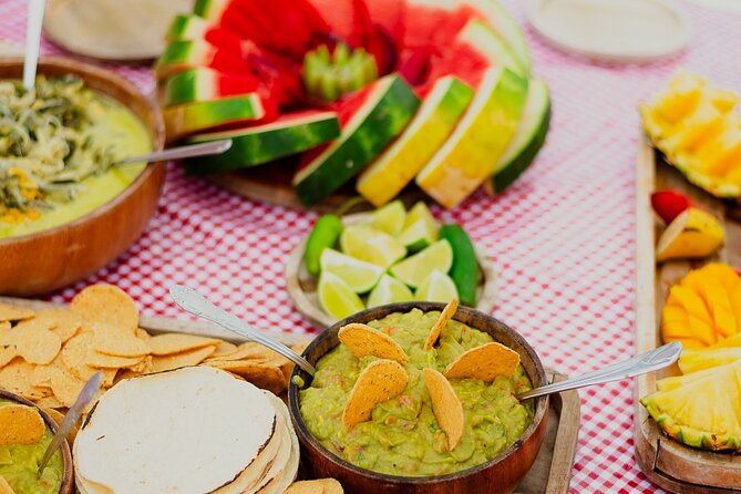 Sunset Sailing Tour in Bacalar with Outdoor Bar and Lunch - Key highlights worth planning around