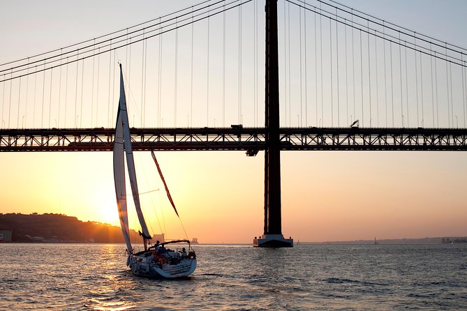 Sunset Sailing Tour On The Tagus River - Captain commentary: why it turns sightseeing into understanding