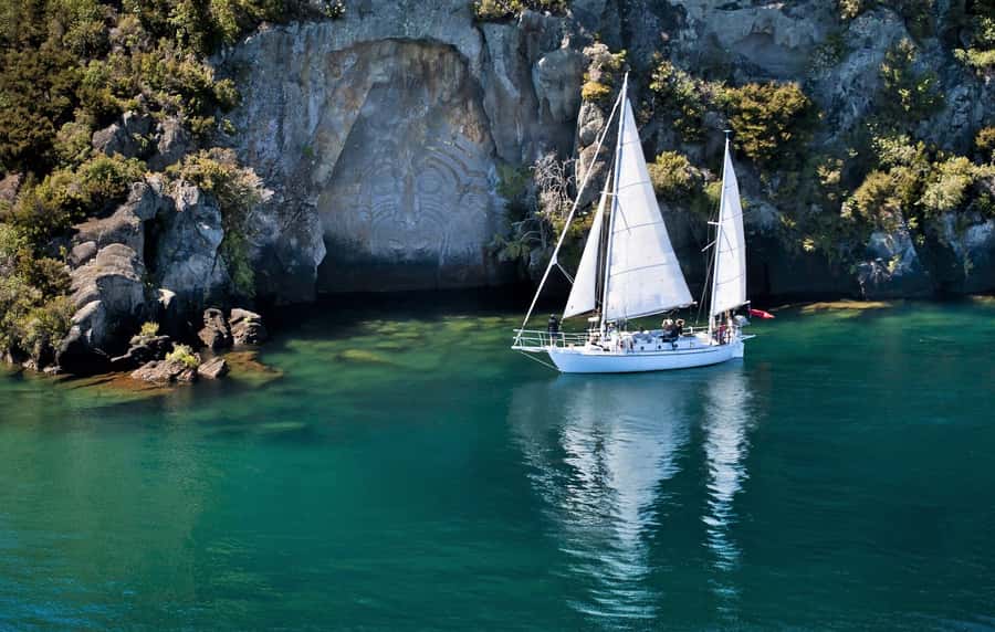 Taupō: Sail Barbary Eco Sailing to the Maori Rock Carvings - Key highlights worth planning around