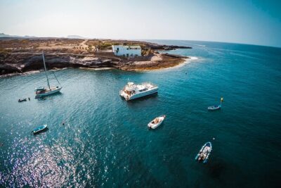 Tenerife Sunset Catamaran tour with transfer - Food and Drinks included. - What you get onboard: Wi-Fi, restroom, and AC when you’re waiting