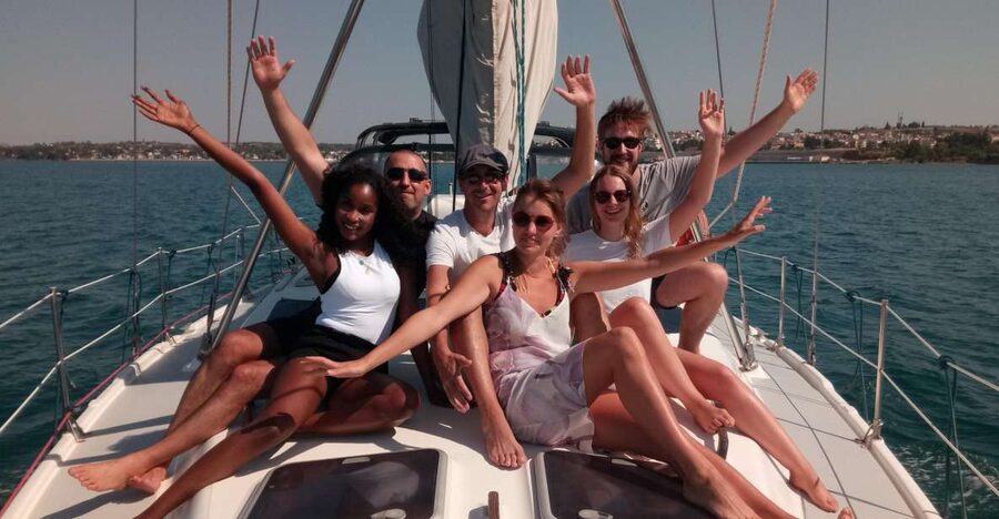 Thessaloniki: Half-Day Sailing Cruise to Shipwreck Bay - Between Lunch and Return: More Swims, Deck Time, and Photo Moments