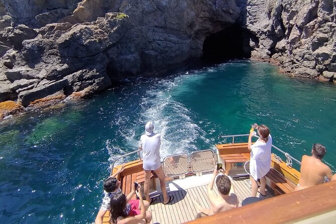 Tour of Ischia Island with Motor Yacht Rocca Corsa - Price and Value: What $96.79 Buys You on the Water